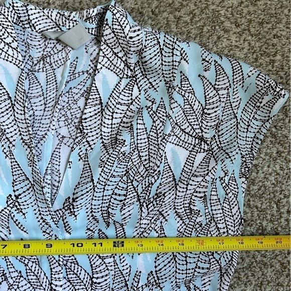 🦋 H&M Blue White Floral Button Down Midi Dress Size 8 - Picture 5 of 7